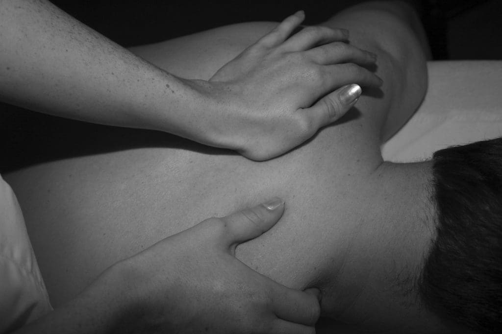 Best Ways To Manage Chronic Back Pain And Improve Mobility