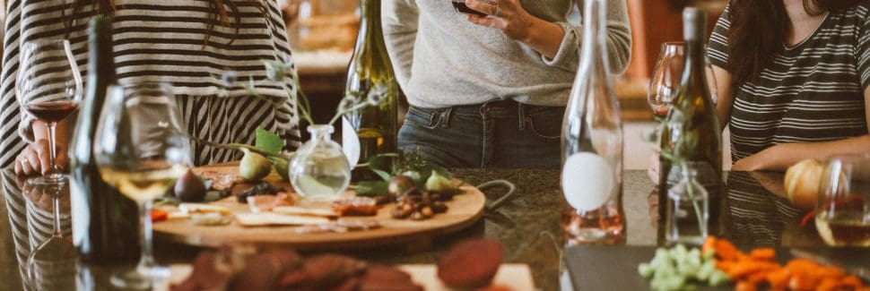 How To Navigate Social Pressure And Judgment While On A Diet