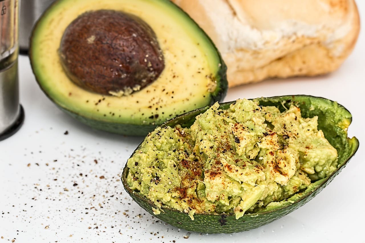How To Incorporate Healthy Fats Into Your Diet