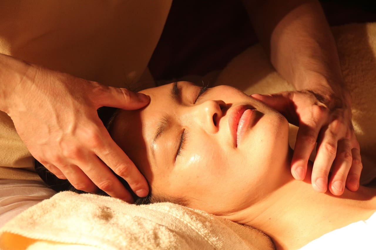 How To Use Acupressure Points For Pain Relief And Relaxation