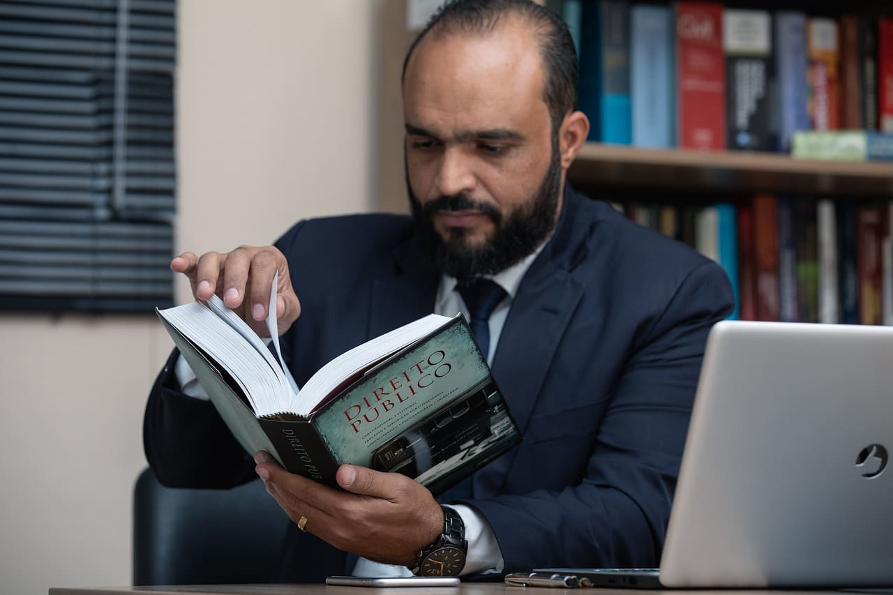 How To Advocate For Healthcare Policy As A Healthcare Professional