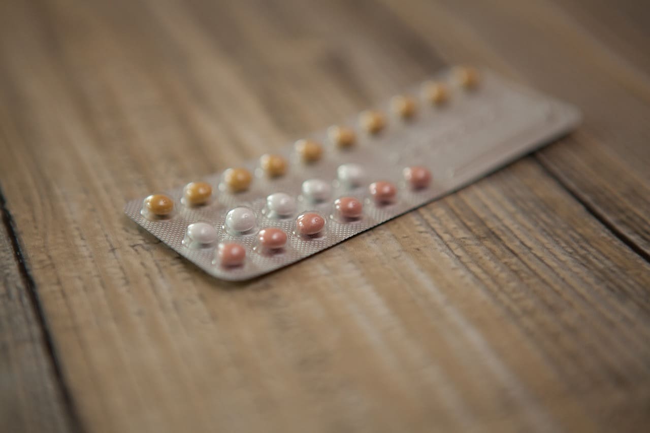 How To Support Hormonal Health Through Diet And Lifestyle