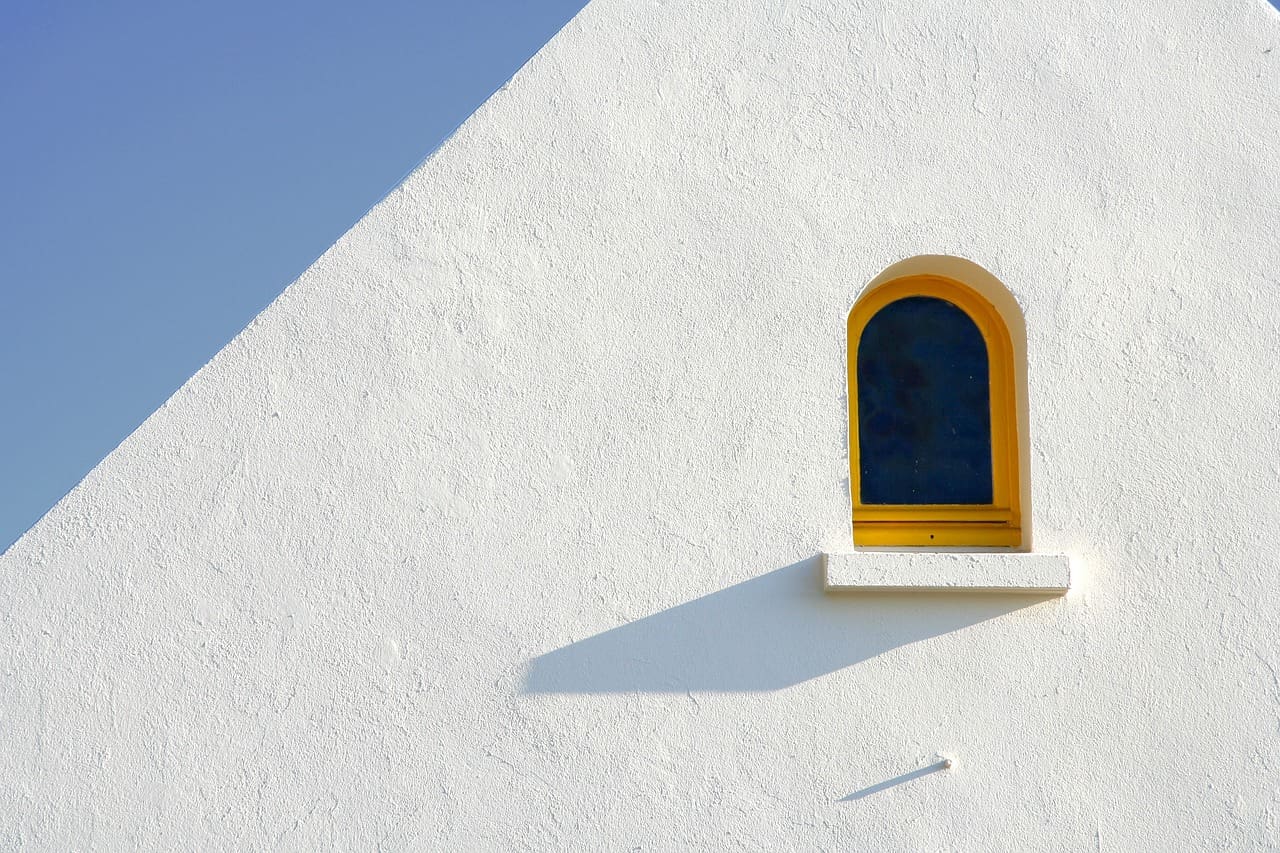 How To Embrace Minimalism And Simplify Your Life In Retirement