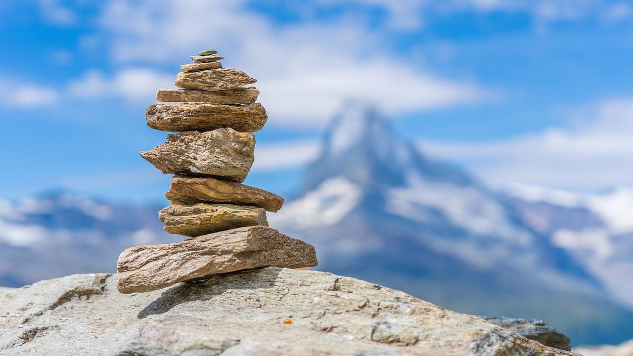 How To Prevent And Manage Hormonal Imbalance Naturally