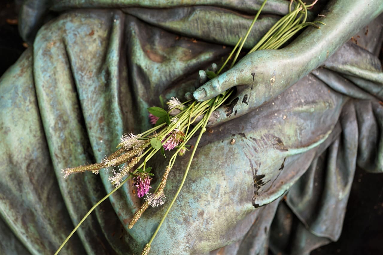 Best Holistic Practices For Healthy Aging